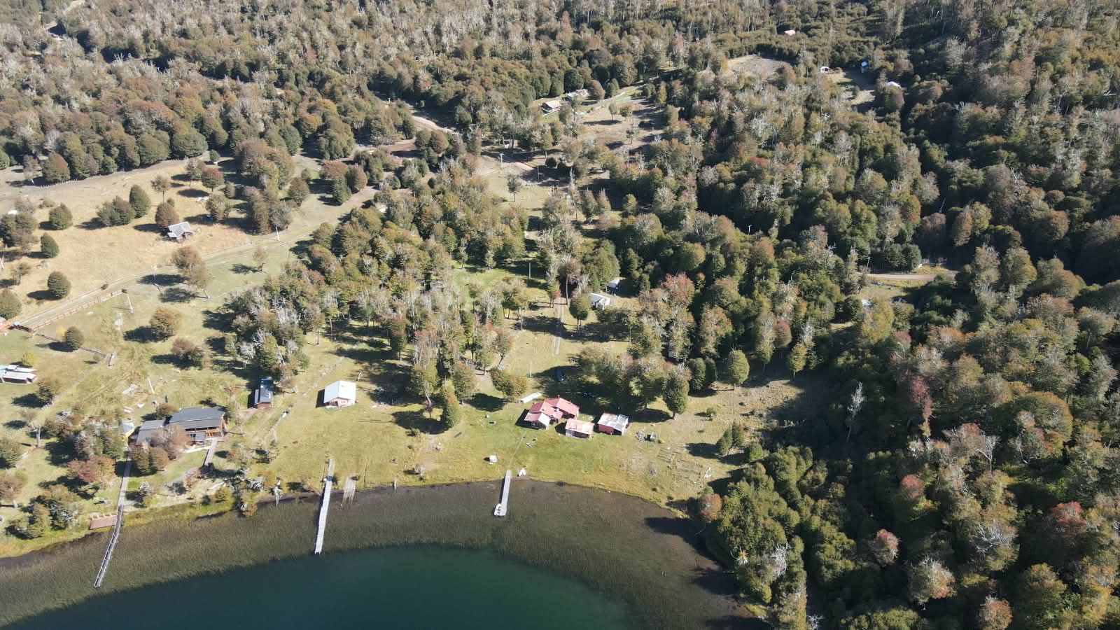 Coyhaique | 2 ha con 100 m orilla Lago Pollux