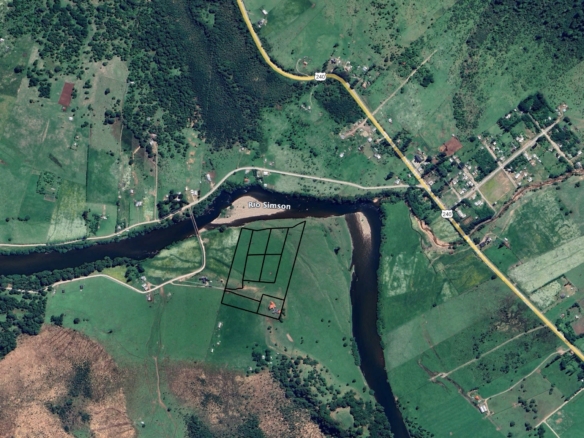 Puerto Aysén  | Los Torreones,  Orilla Río Simpson,